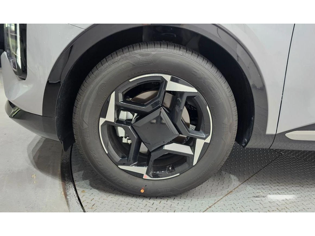 Kia Sportage Gasoline 1.6 Turbo 2WD Signature - автомобили, коли, обяви за нови и употребявани 4