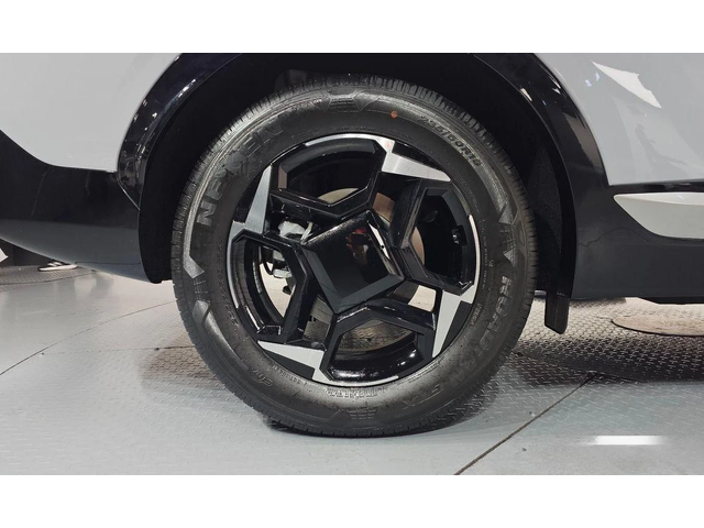 Kia Sportage Gasoline 1.6 Turbo 2WD Signature - автомобили, коли, обяви за нови и употребявани 4