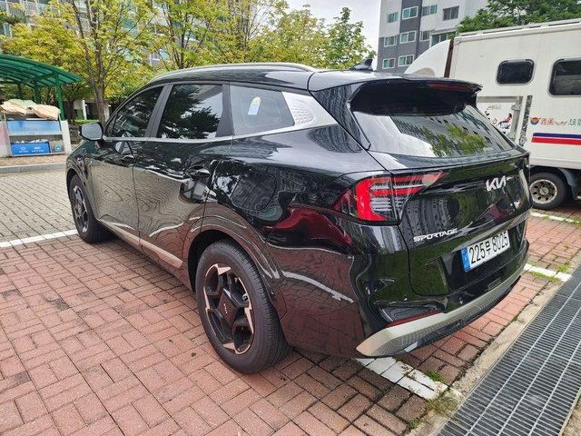 Kia Sportage Gasoline 1.6 Turbo 2WD Signature - автомобили, коли, обяви за нови и употребявани 1