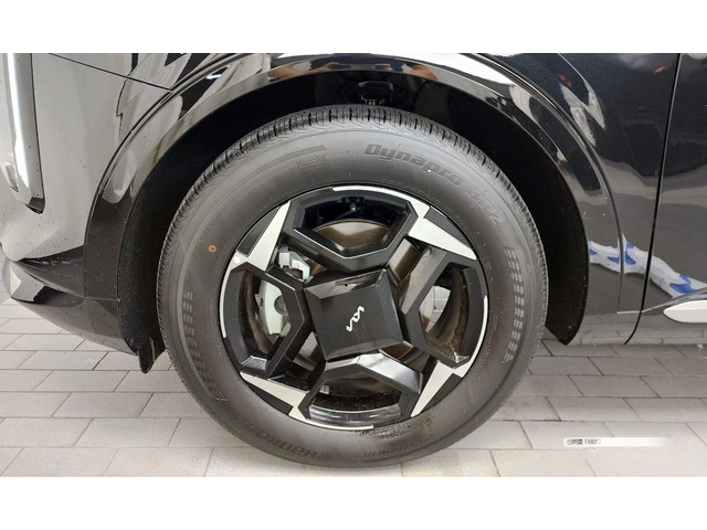 Kia Sportage Gasoline 1.6 Turbo 2WD Noblesse - автомобили, коли, обяви за нови и употребявани 4