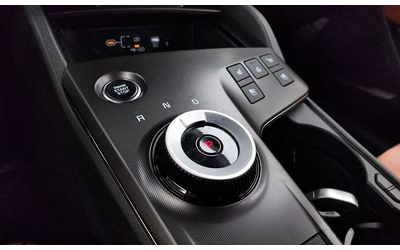 Kia Sportage Gasoline 1.6 Turbo 2WD Noblesse - автомобили, коли, обяви за нови и употребявани 8