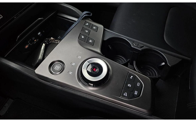 Kia Sportage Gasoline 1.6 Turbo 2WD Noblesse - автомобили, коли, обяви за нови и употребявани 8