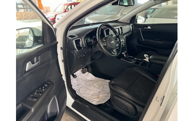 Kia Sportage 1.7CRDI-AUTO-NAVI - автомобили, коли, обяви за нови и употребявани 9
