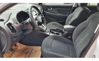 Kia Sportage 1.7 диз.115к.с. - автомобили, коли, обяви за нови и употребявани 11
