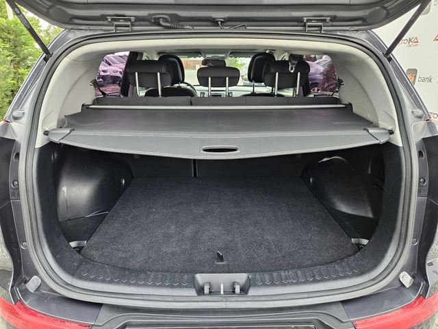 Kia Sportage 1.7CRDI-116кс= 6ck= ПАНОРАМА= КАМЕРА= ПОДГРЕВ - автомобили, коли, обяви за нови и употребявани 9
