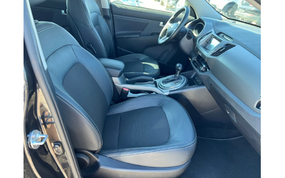 Kia Sportage 2.0 CRDI 4X4 - автомобили, коли, обяви за нови и употребявани 11