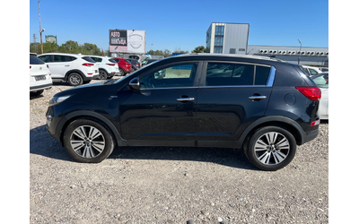 Kia Sportage 2.0 CRDI 4X4 - автомобили, коли, обяви за нови и употребявани 7