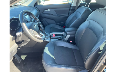 Kia Sportage 2.0 CRDI 4X4 - автомобили, коли, обяви за нови и употребявани 8