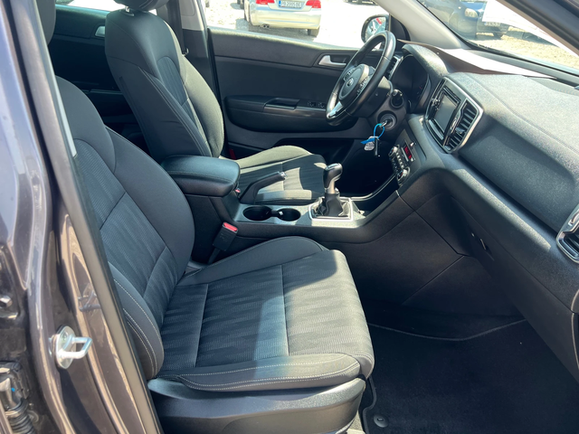 Kia Sportage 1.7 CRDI - автомобили, коли, обяви за нови и употребявани 11