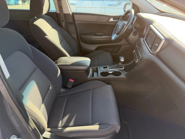 Kia Sportage 1.6 CRDI - автомобили, коли, обяви за нови и употребявани 11