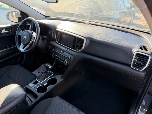 Kia Sportage 1.6 CRDI - автомобили, коли, обяви за нови и употребявани 12
