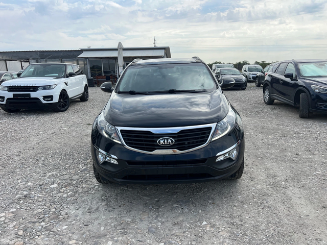 Kia Sportage 1.7 CRDI - автомобили, коли, обяви за нови и употребявани 1