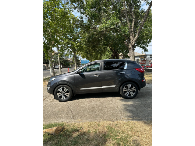 Kia Sportage 2.0 DIESEL GERMANY - автомобили, коли, обяви за нови и употребявани 3