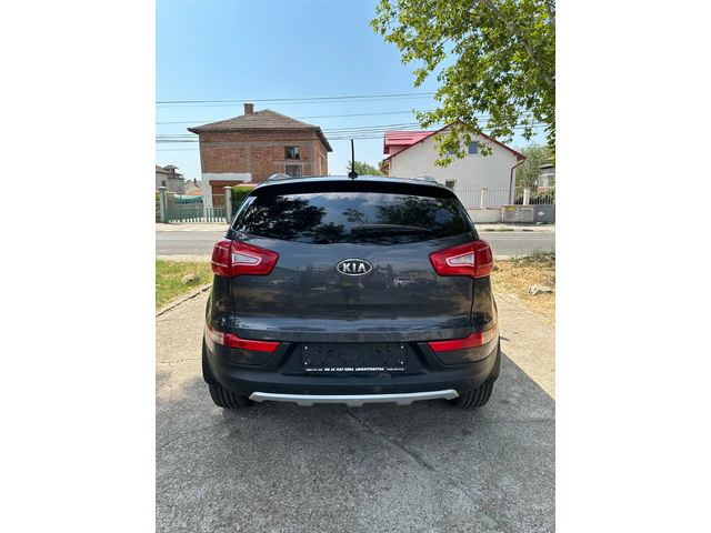 Kia Sportage 2.0 DIESEL GERMANY - автомобили, коли, обяви за нови и употребявани 6
