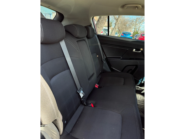 Kia Sportage BENZIN AUSTRIA - автомобили, коли, обяви за нови и употребявани 11