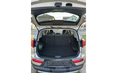 Kia Sportage - автомобили, коли, обяви за нови и употребявани 7