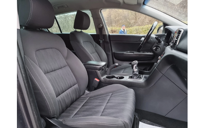 Kia Sportage 1.7 Faceleft//Euro-6B - автомобили, коли, обяви за нови и употребявани 11