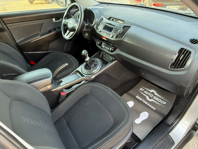 Kia Sportage 2.0 CRDI 4WD PREMIUM FULL - автомобили, коли, обяви за нови и употребявани 10