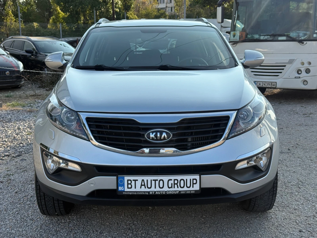Kia Sportage 2.0 CRDI 4WD PREMIUM FULL - автомобили, коли, обяви за нови и употребявани 2