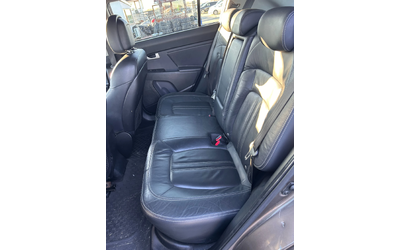 Kia Sportage 2.0CRDI 4WD AVTOMAT/NAVI/KOJA EURO 5 - автомобили, коли, обяви за нови и употребявани 8