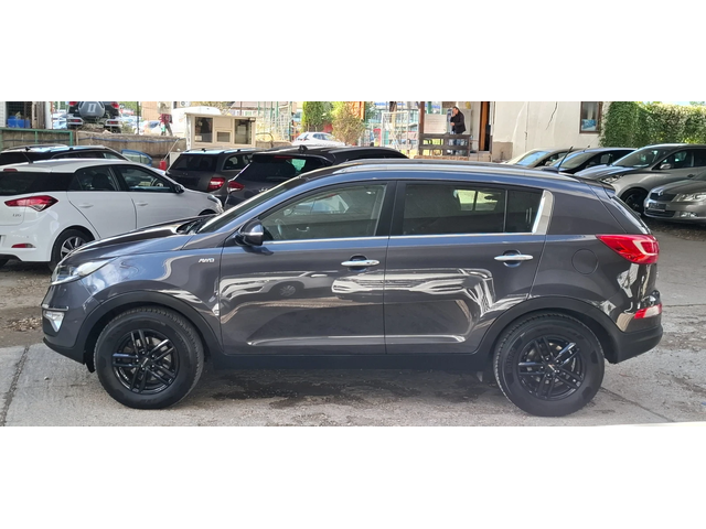Kia Sportage 184KC AUTOMAT 4x4 Led Xenon Камера Навигация - автомобили, коли, обяви за нови и употребявани 1
