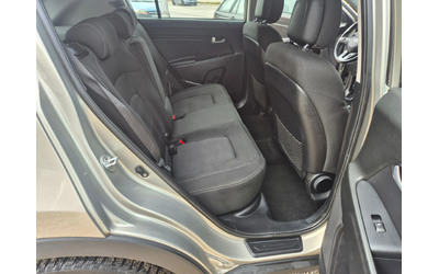 Kia Sportage 2.0 CRDI, 4x4 - автомобили, коли, обяви за нови и употребявани 11
