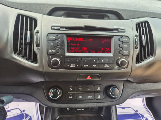 Kia Sportage 2.0 CRDI, 4x4 - автомобили, коли, обяви за нови и употребявани 14