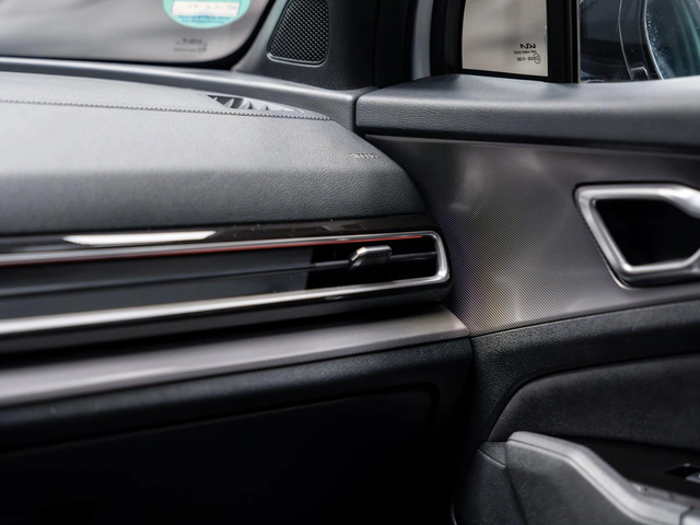 Kia Sportage 1.6 T-GDi* GT Line* 360 Cam* Pano* Обдухв* - автомобили, коли, обяви за нови и употребявани 13