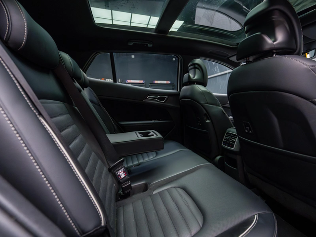 Kia Sportage 1.6 T-GDi* GT Line* 360 Cam* Pano* Обдухв* - автомобили, коли, обяви за нови и употребявани 8