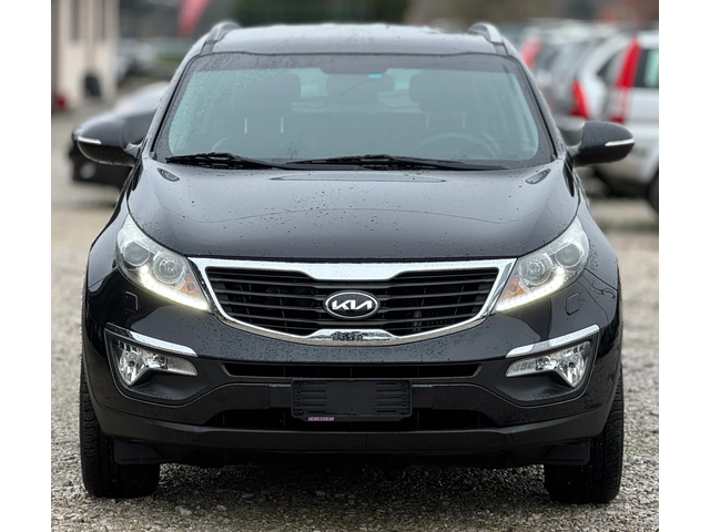 Kia Sportage 2.0 CRDi.136кс - автомобили, коли, обяви за нови и употребявани 0