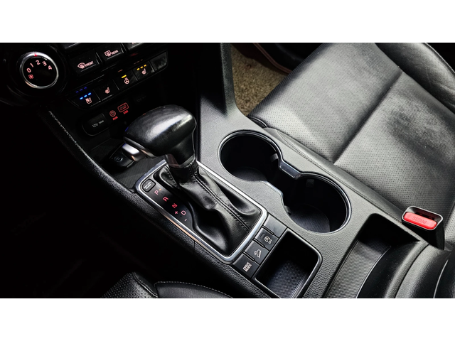 Kia Sportage 2.0 2WD NOBLESSE autogeorge.com - автомобили, коли, обяви за нови и употребявани 8