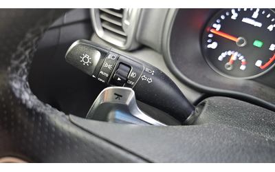 Kia Sportage 2.0 2WD PRESTIGE autogeorge.com - автомобили, коли, обяви за нови и употребявани 15