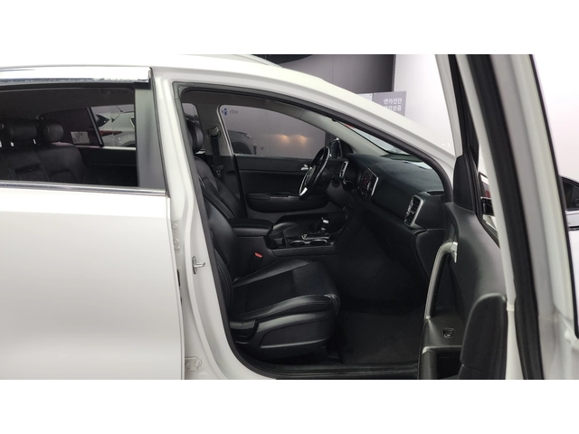 Kia Sportage 2.0 2WD PRESTIGE autogeorge.com - автомобили, коли, обяви за нови и употребявани 8