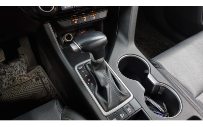 Kia Sportage 2.0 2WD PRESTIGE autogeorge.com - автомобили, коли, обяви за нови и употребявани 8