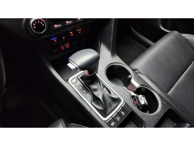 Kia Sportage 2.0 2WD PRESTIGE autogeorge.com - автомобили, коли, обяви за нови и употребявани 7