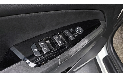 Kia Sportage 2.0LPG 2WD PRESTIGE autogeorge.com - автомобили, коли, обяви за нови и употребявани 9