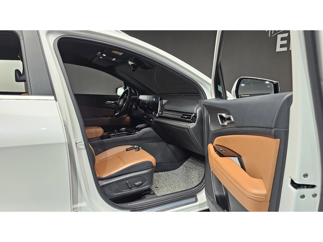 Kia Sportage LPG 2.0 2WD SIGANATURE autogeorge.com - автомобили, коли, обяви за нови и употребявани 10