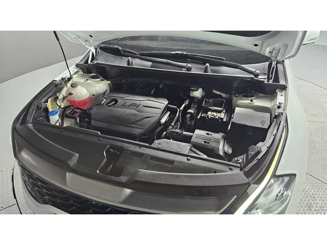 Kia Sportage LPG 2.0 2WD SIGANATURE autogeorge.com - автомобили, коли, обяви за нови и употребявани 5