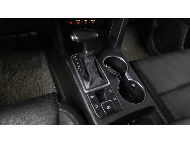 Kia Sportage 2.0 2WD NOBLESSE PLUS autogeorge.com - автомобили, коли, обяви за нови и употребявани 6