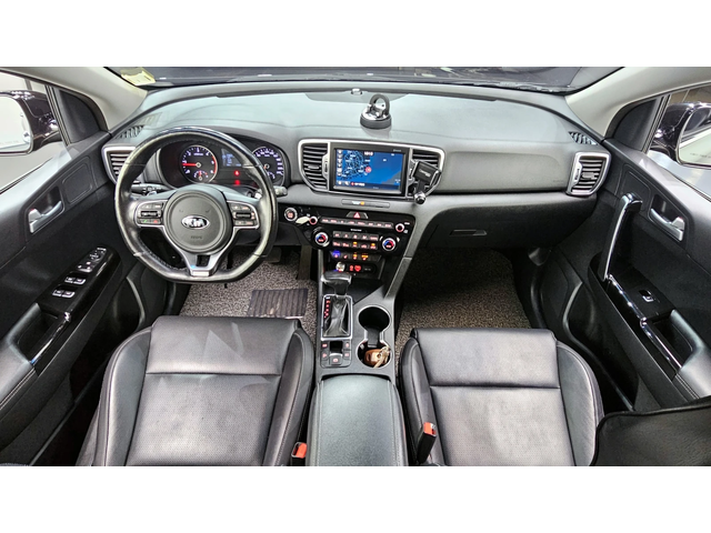 Kia Sportage 2.0 2WD NOBLESSE PLUS autogeorge.com - автомобили, коли, обяви за нови и употребявани 5