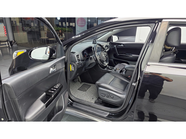 Kia Sportage 2.0 2WD NOBLESSE PLUS autogeorge.com - автомобили, коли, обяви за нови и употребявани 9