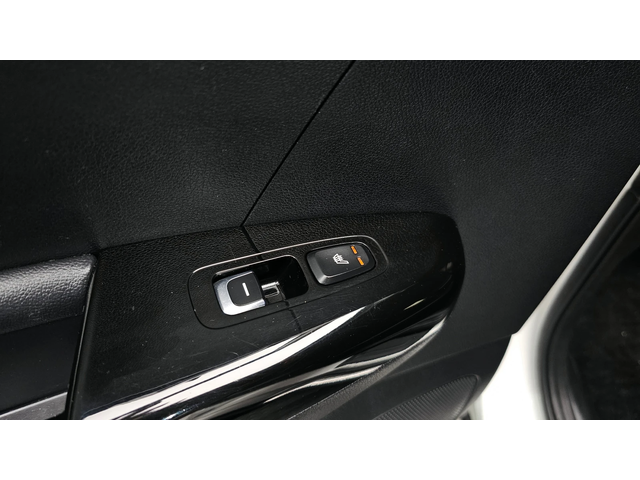 Kia Sportage 2.0 2WD NOBLESSE PLUS autogeorge.com - автомобили, коли, обяви за нови и употребявани 16