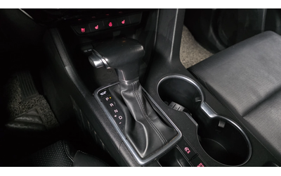 Kia Sportage 2.0 2WD NOBLESSE PLUS autogeorge.com - автомобили, коли, обяви за нови и употребявани 7