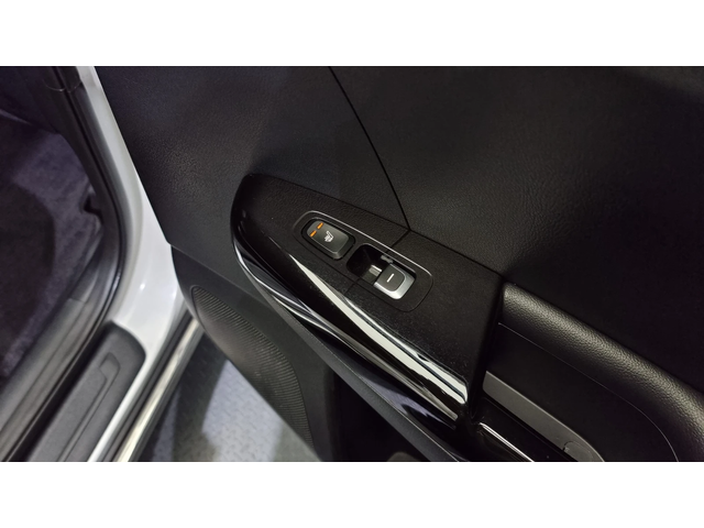 Kia Sportage 2.0 2WD NOBLESSE PLUS autogeorge.com - автомобили, коли, обяви за нови и употребявани 16