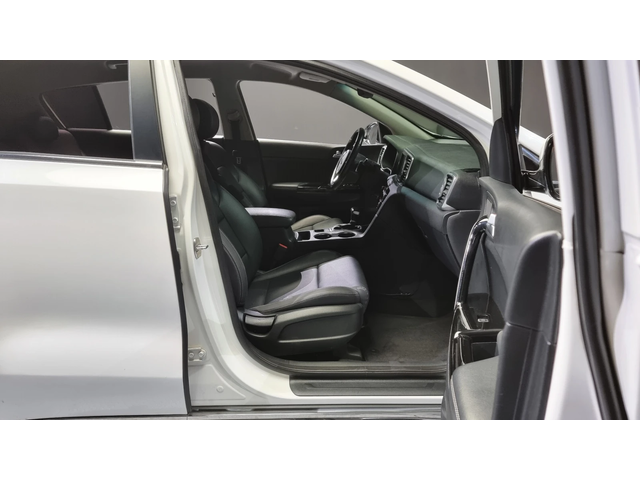 Kia Sportage 2.0 2WD NOBLESSE PLUS autogeorge.com - автомобили, коли, обяви за нови и употребявани 9