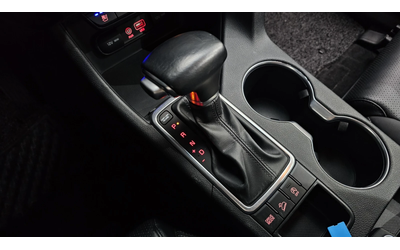 Kia Sportage 2.0 2WD NOBLESSE PLUS autogeorge.com - автомобили, коли, обяви за нови и употребявани 8