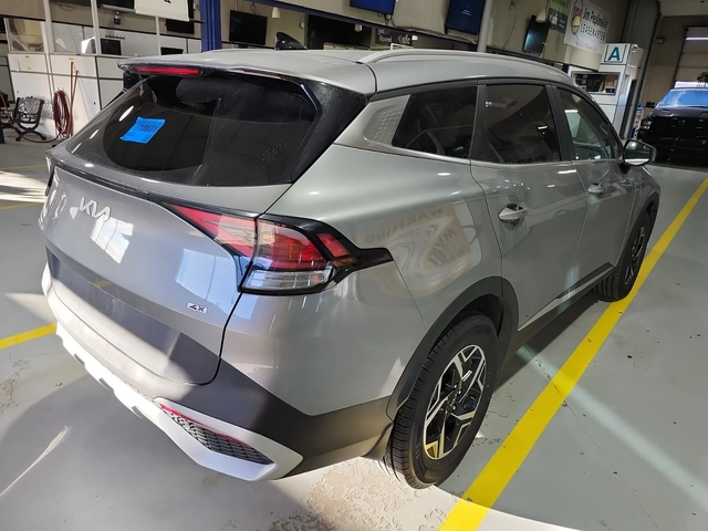 Kia Sportage 2.5 LX - автомобили, коли, обяви за нови и употребявани 2