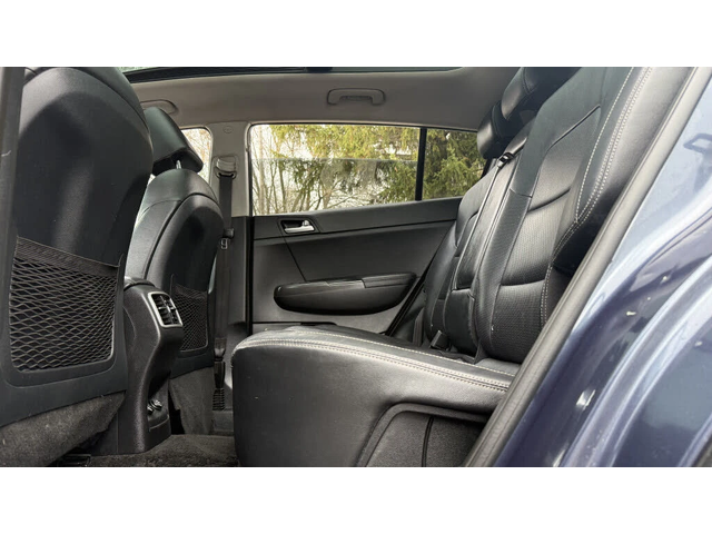 Kia Sportage EX Tech AWD - автомобили, коли, обяви за нови и употребявани 12