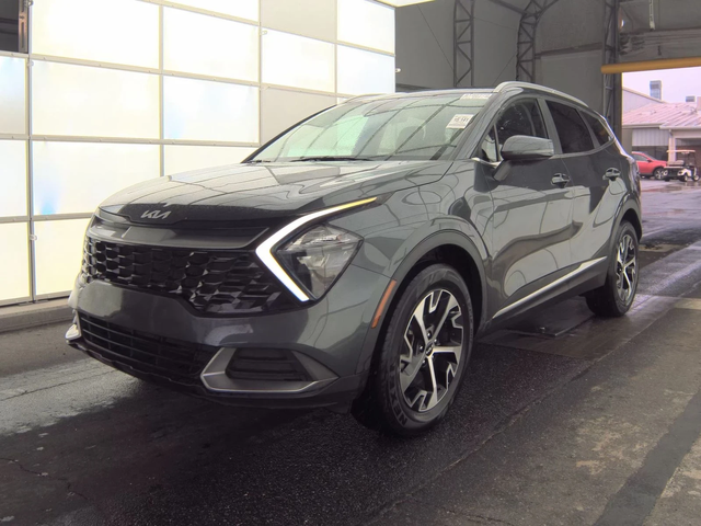 Kia Sportage EX - автомобили, коли, обяви за нови и употребявани 0