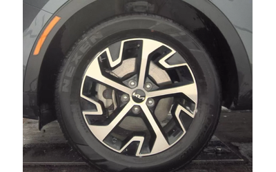 Kia Sportage EX - автомобили, коли, обяви за нови и употребявани 6